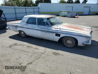 ✅ 1963 Plymouth Fury • VIN: 3331159264 • Lot: 61903365. Wystawiony na Copart z przebiegiem 1 937 mil. Bezpłatny archiwum sprzedaży aukcyjnych z USA i szczegółowy raport historii pojazdu na DreamBid. Zdjęcie 4.