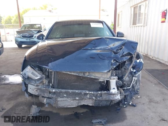 ✅ 2018 Audi A4 Premium Plus • VIN: WAUENAF41JA086452 • Lot: 43418934. Wystawiony na IAAI z przebiegiem 143 763 mil. Bezpłatny archiwum sprzedaży aukcyjnych z USA i szczegółowy raport historii pojazdu na DreamBid. Zdjęcie 6.