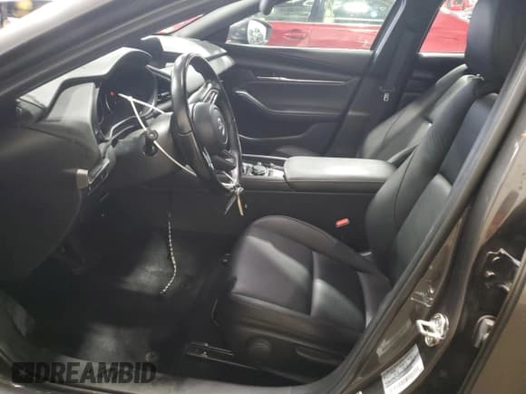 ✅ 2021 Mazda 3 Select • VIN: JM1BPBKLXM1400722 • Lot: 89557595. Wystawiony na Copart z przebiegiem 42 795 mil. Bezpłatny archiwum sprzedaży aukcyjnych z USA i szczegółowy raport historii pojazdu na DreamBid. Zdjęcie 7.