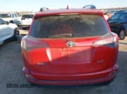 ✅ 2017 Toyota RAV4 XLE • VIN: JTMWFREV9HJ132455 • Lot: 41377871. Wystawiony na IAAI z przebiegiem 137 493 mil. Bezpłatny archiwum sprzedaży aukcyjnych z USA i szczegółowy raport historii pojazdu na DreamBid. Zdjęcie 15.