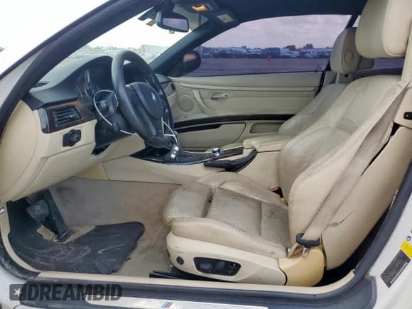 ✅ 2012 BMW 3 Series 328i • VIN: WBADW3C50CE822438 • Lot: 61814435. Listed on Copart with 153,078 mi. Free auction sales archive from the USA and detailed vehicle history report at DreamBid. Image 7.