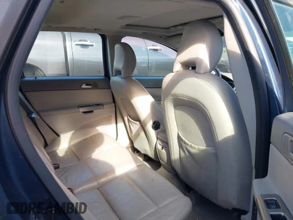 ✅ 2006 Volvo V50 • VIN: YV1MW682762190122 • Lot: 41281293. Listed on IAAI with 190,853 mi. Free auction sales archive from the USA and detailed vehicle history report at DreamBid. Image 8.