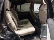 ✅ 2008 Ford Explorer XLT • VIN: 1FMEU73838UB12165 • Lot: 42457812. Wystawiony na IAAI z przebiegiem 221 905 mil. Bezpłatny archiwum sprzedaży aukcyjnych z USA i szczegółowy raport historii pojazdu na DreamBid. Zdjęcie 8.