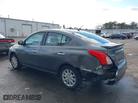 ✅ 2019 Nissan Versa SV • VIN: 3N1CN7AP1KL875390 • Lot: 43707757. Listed on IAAI with 118,539 mi. Free auction sales archive from the USA and detailed vehicle history report at DreamBid. Image 3.