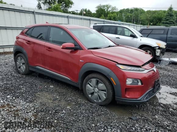 2019 Hyundai Kona Ultimate z VIN KM8K53AG6KU042848, wystawiony jako Copart lot #61056455 z przebiegiem 76 911 mil mil oraz Szkoda całkowita • Salvage title. Historia ofert i sprzedaży dostępna na DreamBid. Obrazek 4.