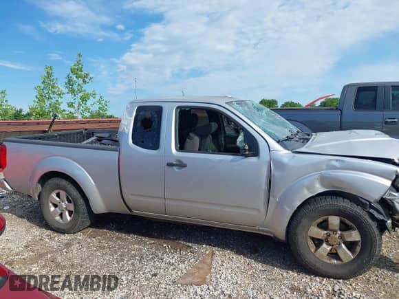 2011 Nissan Frontier SV z VIN 1N6AD0CU3BC428392, wystawiony jako IAAI lot #42286524 z przebiegiem 138 565 mil mil oraz . Historia ofert i sprzedaży dostępna na DreamBid. Obrazek 14.