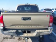 ✅ 2017 Toyota Tacoma SR5 • VIN: 3TMCZ5AN2HM095163 • Lot: 41010703. Listed on IAAI with 149,262 mi. Free auction sales archive from the USA and detailed vehicle history report at DreamBid. Image 16.