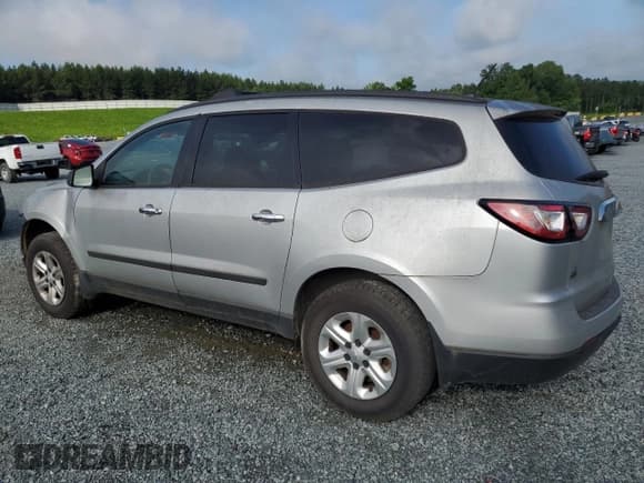 ✅ 2015 Chevrolet Traverse LS • VIN: 1GNKRFKD5FJ389360 • Lot: 61126225. Wystawiony na Copart z przebiegiem 191 537 mil. Bezpłatny archiwum sprzedaży aukcyjnych z USA i szczegółowy raport historii pojazdu na DreamBid. Zdjęcie 2.