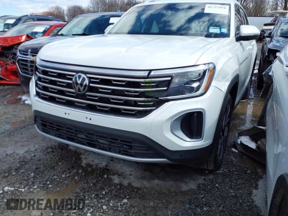 ✅ 2024 Volkswagen Atlas SEL • VIN: 1V2BR2CA6RC530885 • Лот: 41757951. Опубликован ранее на IAAI с пробегом 20 419 миль. Бесплатный доступ к архиву аукционных продаж из США и подробный отчёт об истории автомобиля на DreamBid. Изображение 2.