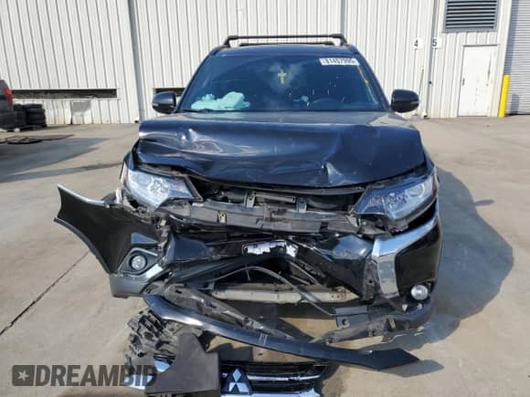 2018 Mitsubishi Outlander SE with VIN JA4AD3A36JZ067258, listed as a Copart auction lot 81457995 with 112,346 mi miles and Salvage title. Bid and sale history available at DreamBid. Image 5.
