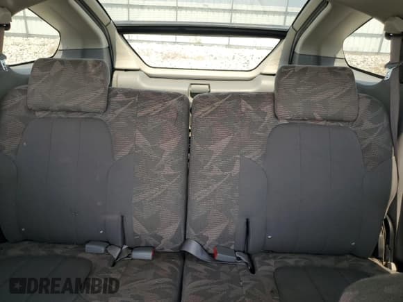 ✅ 2002 Pontiac Aztek • VIN: 3G7DA03EX2S586691 • Lot: 66710655. Wystawiony na Copart z przebiegiem Nie podano. Bezpłatny archiwum sprzedaży aukcyjnych z USA i szczegółowy raport historii pojazdu na DreamBid. Zdjęcie 10.