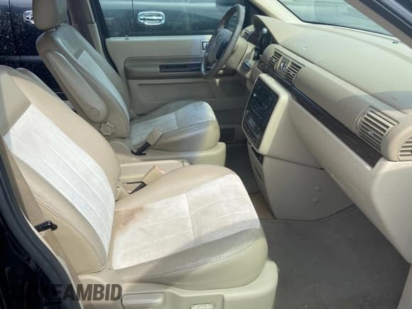 ✅ 2005 Mercury Monterey Premier • VIN: 2MRDA23245BJ02086 • Lot: 78433434. Wystawiony na Copart z przebiegiem 164 773 mil. Bezpłatny archiwum sprzedaży aukcyjnych z USA i szczegółowy raport historii pojazdu na DreamBid. Zdjęcie 5.