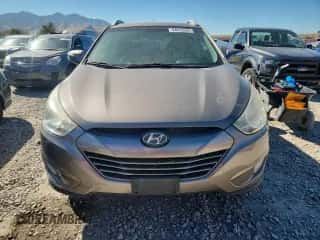 2013 Hyundai Tucson GLS z VIN KM8JUCACXDU553283, wystawiony jako Copart lot #84033505 z przebiegiem 153 718 mil mil oraz Czysty tytuł • Clean title. Historia ofert i sprzedaży dostępna na DreamBid. Obrazek 5.