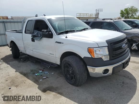 ✅ 2014 Ford F-150 XL • VIN: 1FTFX1CT1EKF80534 • Лот: 54909865. Опубликован ранее на Copart с пробегом 147 371 миль. Бесплатный доступ к архиву аукционных продаж из США и подробный отчёт об истории автомобиля на DreamBid. Изображение 4.