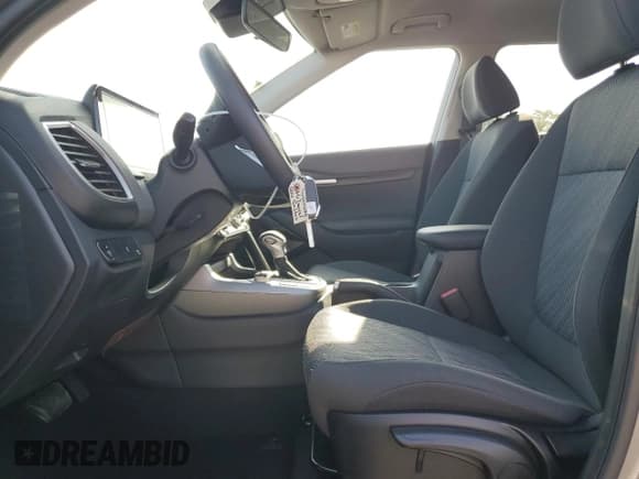 ✅ 2026 Kia Seltos LX • VIN: KNDEPCAA3T7828498 • Lot: 72077925. Wystawiony na Copart z przebiegiem 1 341 mil. Bezpłatny archiwum sprzedaży aukcyjnych z USA i szczegółowy raport historii pojazdu na DreamBid. Zdjęcie 7.