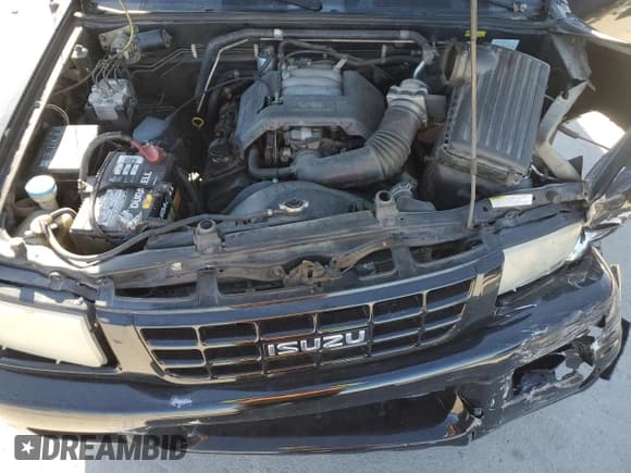 ✅ 1999 Isuzu Rodeo S • VIN: 4S2CK58W2X4336401 • Lot: 83872484. Listed on Copart with 191,278 mi. Free auction sales archive from the USA and detailed vehicle history report at DreamBid. Image 11.