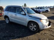 ✅ 2009 Suzuki Grand Vitara • VIN: JS3TD047794100564 • Lot: 79746084. Listed on Copart with 94,988 mi. Free auction sales archive from the USA and detailed vehicle history report at DreamBid. Image 4.