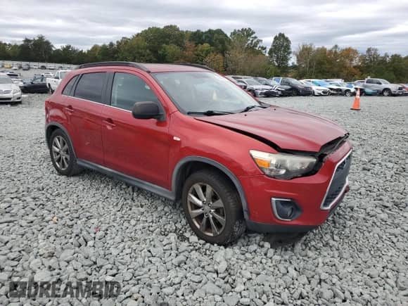 2013 Mitsubishi Outlander LE with VIN 4A4AP5AU6DE018325, listed as a Copart auction lot 82495695 with 260,422 mi miles and Salvage title. Bid and sale history available at DreamBid. Image 4.