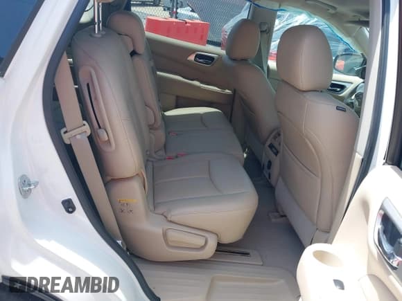 ✅ 2014 Nissan Pathfinder Platinum • VIN: 5N1AR2MNXEC734707 • Lot: 42254119. Listed on IAAI with Not provided. Free auction sales archive from the USA and detailed vehicle history report at DreamBid. Image 8.
