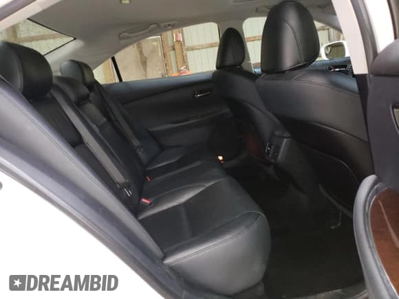 ✅ 2012 Lexus ES 330 • VIN: JTHBK1EG7C2472850 • Lot: 85334025. Wystawiony na Copart z przebiegiem 137 448 mil. Bezpłatny archiwum sprzedaży aukcyjnych z USA i szczegółowy raport historii pojazdu na DreamBid. Zdjęcie 10.