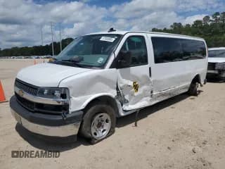 ✅ 2024 Chevrolet Express Passenger LS • VIN: 1GAZGNFP6R1240691 • Lot: 57500865. Listed on Copart with 19,667 mi. Free auction sales archive from the USA and detailed vehicle history report at DreamBid. Image 1.