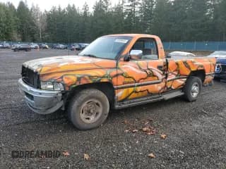 ✅ 1994 Dodge RAM • VIN: 1B7KC26C9RS566169 • Лот: 50098605. Опубликован ранее на Copart с пробегом 211 330 миль. Бесплатный доступ к архиву аукционных продаж из США и подробный отчёт об истории автомобиля на DreamBid. Изображение 1.