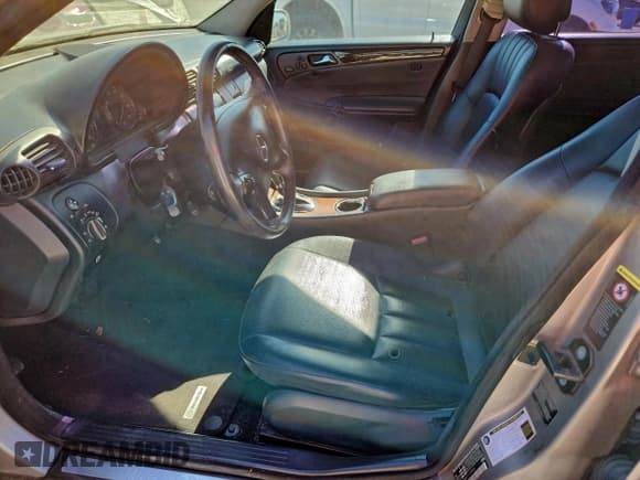 ✅ 2007 Mercedes-Benz C 280 Luxury • VIN: WDBRF92HX7F908846 • Лот: 93188005. Опубликован ранее на Copart с пробегом 203 588 миль. Бесплатный доступ к архиву аукционных продаж из США и подробный отчёт об истории автомобиля на DreamBid. Изображение 7.