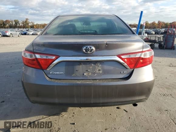 2015 Toyota Camry LE with VIN 4T4BF1FK9FR481956, listed as a Copart auction lot 90130115 with 283,646 mi miles and Clean title. Bid and sale history available at DreamBid. Image 6.