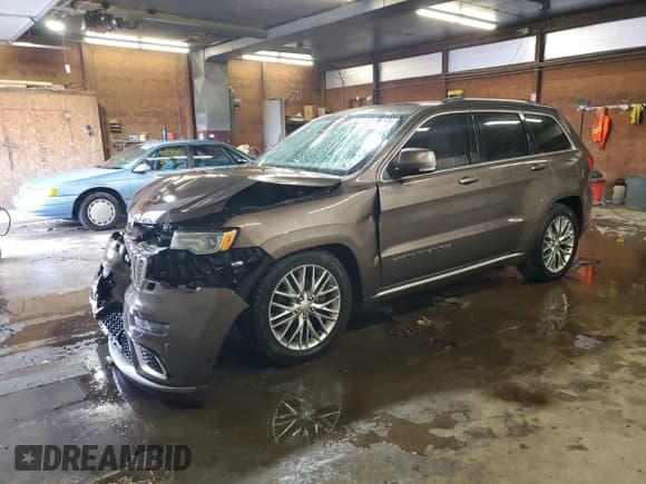 ✅ 2018 Jeep Grand Cherokee Summit • VIN: 1C4RJFJT7JC316169 • Lot: 86236365. Listed on Copart with 59,034 mi. Free auction sales archive from the USA and detailed vehicle history report at DreamBid. Image 1.
