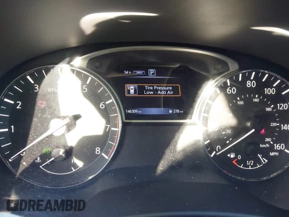 ✅ 2017 Nissan Pathfinder SL • VIN: 5N1DR2MM1HC674079 • Lot: 43591314. Wystawiony na IAAI z przebiegiem 146 309 mil. Bezpłatny archiwum sprzedaży aukcyjnych z USA i szczegółowy raport historii pojazdu na DreamBid. Zdjęcie 7.