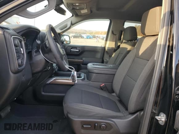 ✅ 2021 Chevrolet Silverado 1500 LT Trail Boss • VIN: 1GCPYFEL3MZ375735 • Lot: 78494534. Wystawiony na Copart z przebiegiem 25 850 mil. Bezpłatny archiwum sprzedaży aukcyjnych z USA i szczegółowy raport historii pojazdu na DreamBid. Zdjęcie 7.