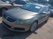 ✅ 2012 Volkswagen CC Sport • VIN: WVWMN7AN2CE534422 • Лот: 43012819. Опубликован ранее на IAAI с пробегом 100 843 миль. Бесплатный доступ к архиву аукционных продаж из США и подробный отчёт об истории автомобиля на DreamBid. Изображение 2.