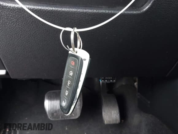 ✅ 2015 Lincoln Navigator • VIN: 5LMJJ2HT6FEJ05304 • Лот: 43323270. Опубликован ранее на IAAI с пробегом 120 470 миль. Бесплатный доступ к архиву аукционных продаж из США и подробный отчёт об истории автомобиля на DreamBid. Изображение 11.