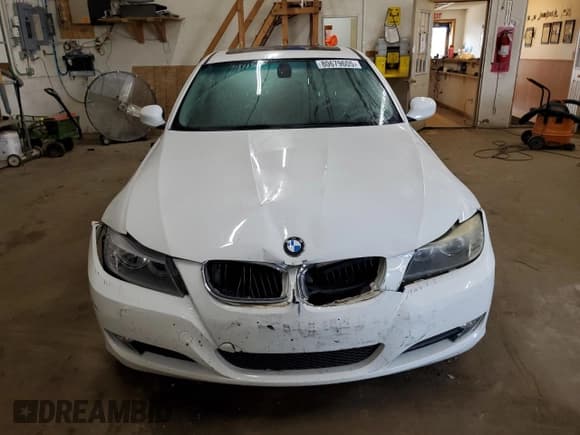 ✅ 2010 BMW 3 Series 328i • VIN: WBAPH7G56ANM49914 • Lot: 80679605. Wystawiony na Copart z przebiegiem 99 064 mil. Bezpłatny archiwum sprzedaży aukcyjnych z USA i szczegółowy raport historii pojazdu na DreamBid. Zdjęcie 5.