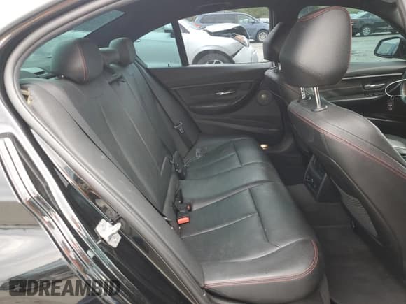 ✅ 2015 BMW 3 Series 328i xDrive • VIN: WBA3B5G52FNS13918 • Лот: 65646895. Опубликован ранее на Copart с пробегом 79 828 миль. Бесплатный доступ к архиву аукционных продаж из США и подробный отчёт об истории автомобиля на DreamBid. Изображение 10.