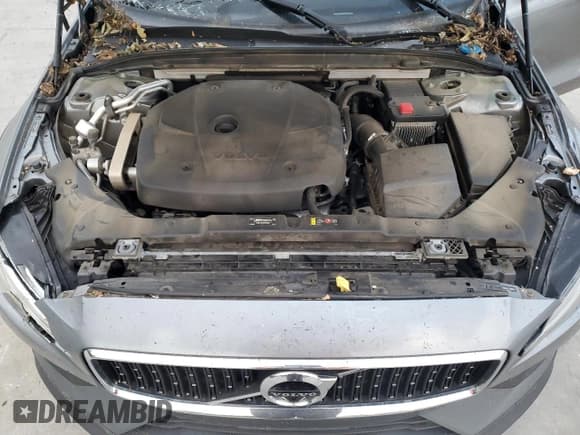 ✅ 2020 Volvo V60 • VIN: YV4102WK2L1032534 • Lot: 74448034. Wystawiony na Copart z przebiegiem 79 515 mil. Bezpłatny archiwum sprzedaży aukcyjnych z USA i szczegółowy raport historii pojazdu na DreamBid. Zdjęcie 11.