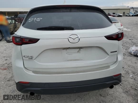 ✅ 2023 Mazda CX-5 S Premium • VIN: JM3KFBDM5P0208117 • Lot: 69451525. Wystawiony na Copart z przebiegiem 81 667 mil. Bezpłatny archiwum sprzedaży aukcyjnych z USA i szczegółowy raport historii pojazdu na DreamBid. Zdjęcie 6.
