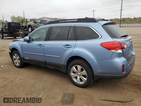 ✅ 2012 Subaru Outback Limited • VIN: 4S4BRDLC6C2208397 • Lot: 53911115. Listed on Copart with 172,667 mi. Free auction sales archive from the USA and detailed vehicle history report at DreamBid. Image 2.