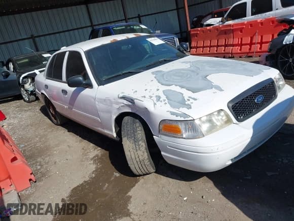 ✅ 2008 Ford Police Interceptor • VIN: 2FAFP71V18X150226 • Lot: 42318869. Listed on IAAI with 128,022 mi. Free auction sales archive from the USA and detailed vehicle history report at DreamBid. Image 1.