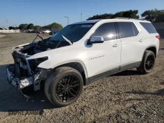 ✅ 2019 Chevrolet Traverse LT Cloth • VIN: 1GNERGKWXKJ125548 • Lot: 91628025. Wystawiony na Copart z przebiegiem 114 058 mil. Bezpłatny archiwum sprzedaży aukcyjnych z USA i szczegółowy raport historii pojazdu na DreamBid. Zdjęcie 1.