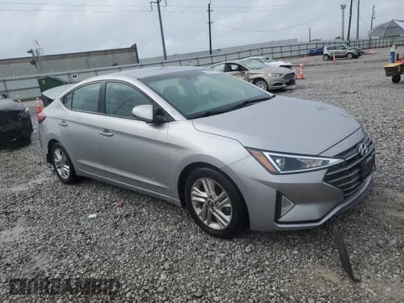 ✅ 2020 Hyundai Elantra SEL • VIN: 5NPD84LF9LH558390 • Lot: 85267215. Listed on Copart with 97,875 mi miles. Access the free auction sales archive from the USA and view a detailed vehicle history report at DreamBid. Image 4.