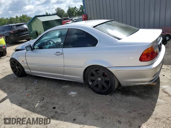 2000 BMW 3 Series 323Ci с VIN WBABM3340YJN65347, выставлен на аукционе Copart как лот 62096205 с пробегом 121 219 миль миль и Списание • Salvage title. История ставок и продаж доступна на DreamBid. Изображение 2.