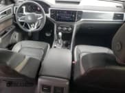 ✅ 2023 Volkswagen Atlas SEL Premium R-Line • VIN: 1V2FE2CA0PC223366 • Лот: 74196134. Опубликован ранее на Copart с пробегом 22 514 миль. Бесплатный доступ к архиву аукционных продаж из США и подробный отчёт об истории автомобиля на DreamBid. Изображение 8.