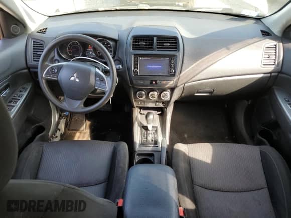 2018 Mitsubishi Outlander ES with VIN JA4AR3AU3JZ026435, listed as a Copart auction lot 84451235 with 117,583 mi miles and Salvage title. Bid and sale history available at DreamBid. Image 8.
