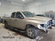 ✅ 2004 Dodge 2500 ST • VIN: 3D7KA28D64G281057 • Lot: 67813615. Wystawiony na Copart z przebiegiem 162 193 mil. Bezpłatny archiwum sprzedaży aukcyjnych z USA i szczegółowy raport historii pojazdu na DreamBid. Zdjęcie 4.