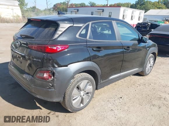 ✅ 2020 Hyundai Kona Limited • VIN: KM8K33AG9LU071400 • Лот: 43374166. Опубликован ранее на IAAI с пробегом 53 636 миль. Бесплатный доступ к архиву аукционных продаж из США и подробный отчёт об истории автомобиля на DreamBid. Изображение 4.