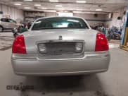 ✅ 2007 Lincoln Town Car Signature • VIN: 1LNHM81V47Y620308 • Лот: 43085815. Опубликован ранее на IAAI с пробегом 117 298 миль. Бесплатный доступ к архиву аукционных продаж из США и подробный отчёт об истории автомобиля на DreamBid. Изображение 16.