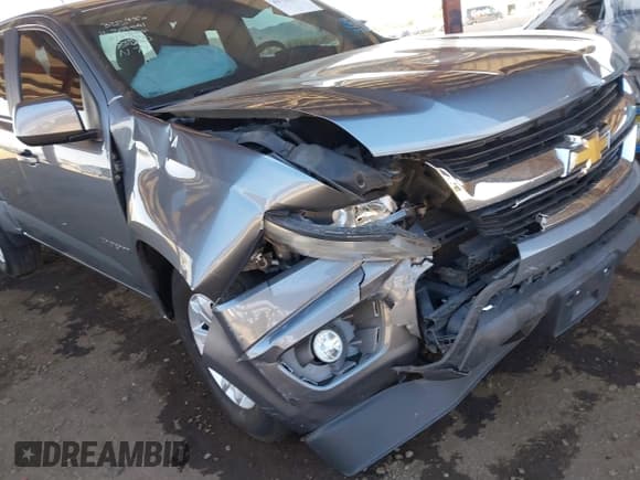 ✅ 2019 Chevrolet Colorado 2WD LT • VIN: 1GCGSCEAXK1359591 • Lot: 41713349. Listed on IAAI with 87,192 mi. Free auction sales archive from the USA and detailed vehicle history report at DreamBid. Image 6.