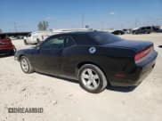 ✅ 2013 Dodge Challenger SXT • VIN: 2C3CDYAG1DH691640 • Lot: 77842744. Wystawiony na Copart z przebiegiem 181 343 mil. Bezpłatny archiwum sprzedaży aukcyjnych z USA i szczegółowy raport historii pojazdu na DreamBid. Zdjęcie 2.