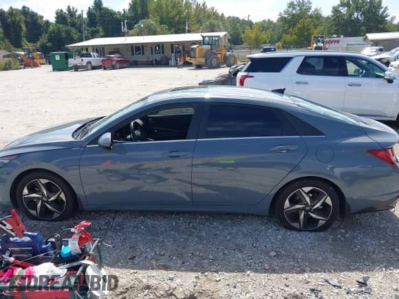 2021 Hyundai Elantra Limited z VIN KMHLP4AG1MU134098, wystawiony jako IAAI lot #43349371 z przebiegiem 125 486 mil mil oraz . Historia ofert i sprzedaży dostępna na DreamBid. Obrazek 14.